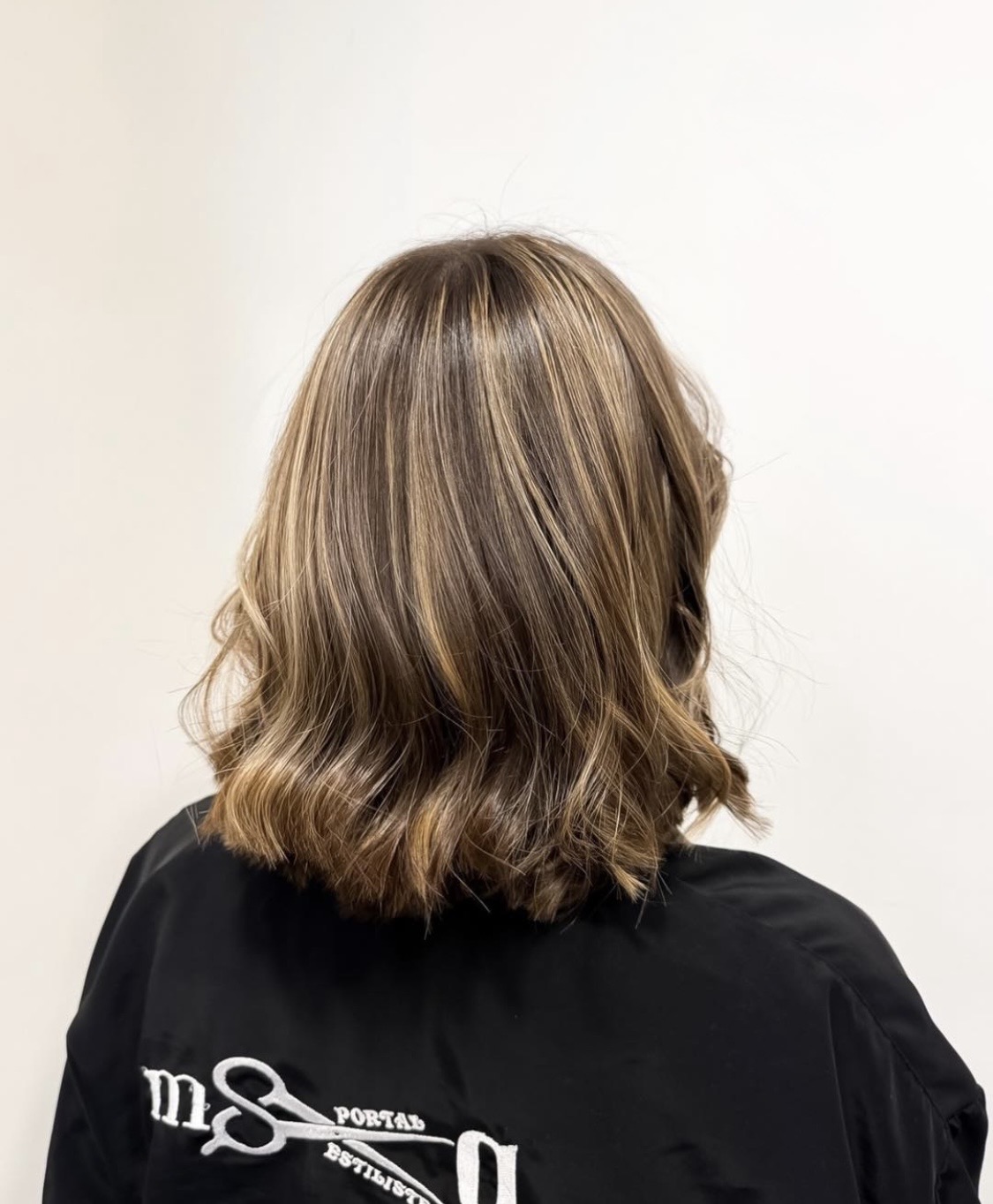 Disseny de marca digital i xarxes socials per a MG Portal Estilistes, projecte de branding de Cara Creative Studio